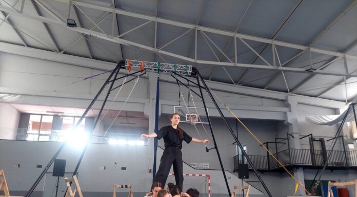 La Gira de Circo Joven de Zaragoza llena de teatro y acrobacias el Valle de Benasque