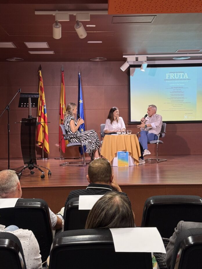 Nuria Izquierdo, César Luengo y Lucia Aresté_