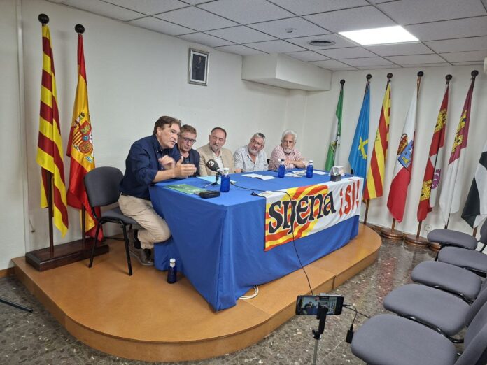 Plataforma Sijena Sí 20250916 ida a dcha Guitarte, Salillas, Yzuel, Ariste y Gimeno