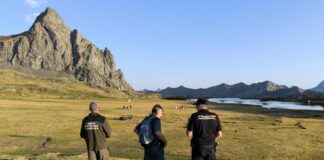 El Gobierno de Aragón prohíbe el baño en los ibones de Anayet y la acampada entre el 21 de junio y el 21 de septiembre