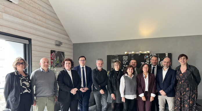 Saniprox: la Comarca de la Jacetania, el Ayuntamiento de Canfranc y el Alto Béarn se unen para impulsar la atención sociosanitaria transfronteriza