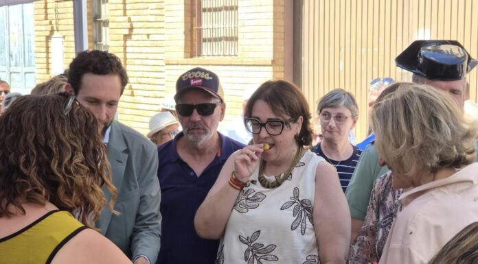 La Feria de la Cereza de Bolea celebra 25 años como escaparate del producto local y la vida en el medio rural