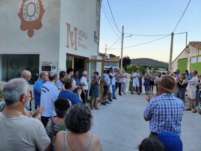 Biscarrués inaugura con un gran respaldo vecinal el Museo del Tiempo