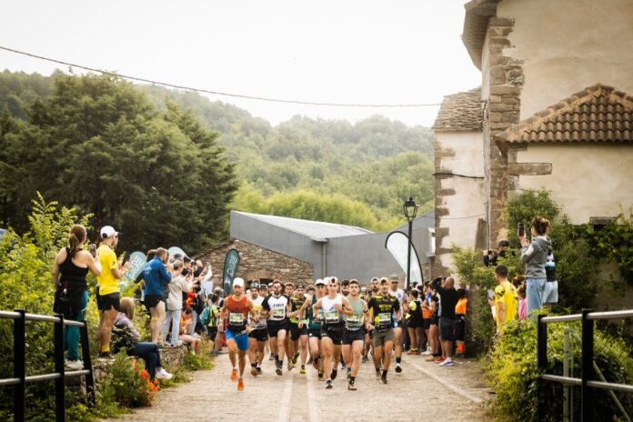 Salida del trail de Guara. Foto, Romperlafoto