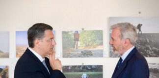 El comisario europeo de Transportes se compromete con el presidente Azcón a visitar Aragón para conocer Canfranc «in situ»