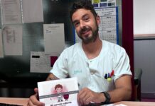 Un enfermero del Hospital Universitario San Jorge dona una colección de cuentos para ayudar a los niños a afrontar sin miedo pruebas y tratamientos médicos