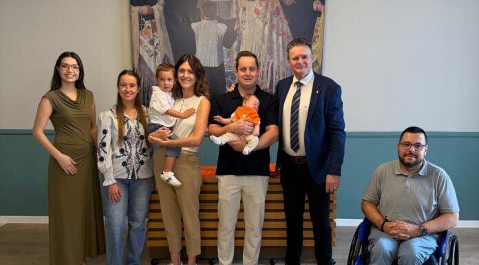 Cerca de 70 fragatinos reciben la pañoleta para vivir su primer Pilar